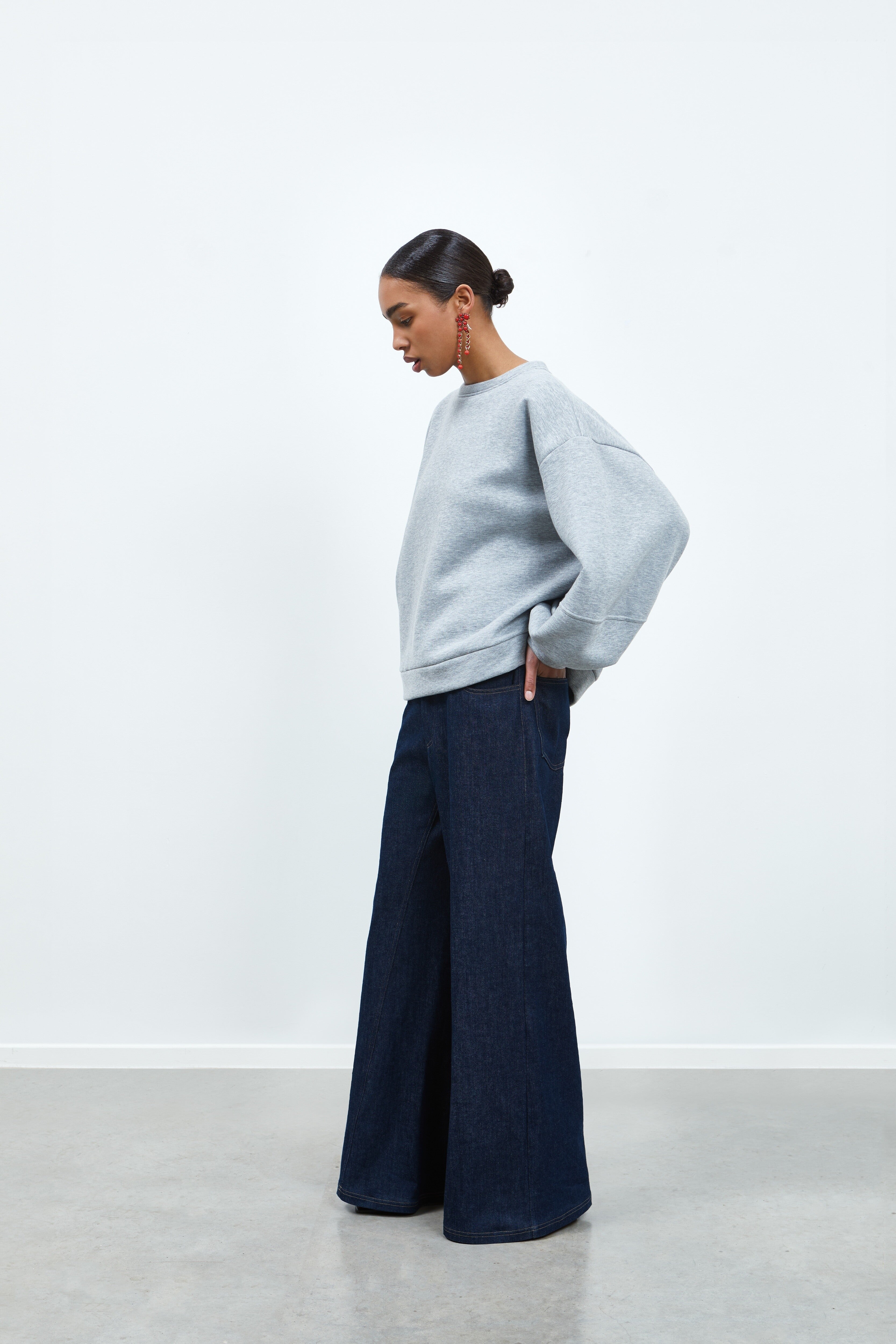 RHÚNE Lorelie Sweat Sweater Grey