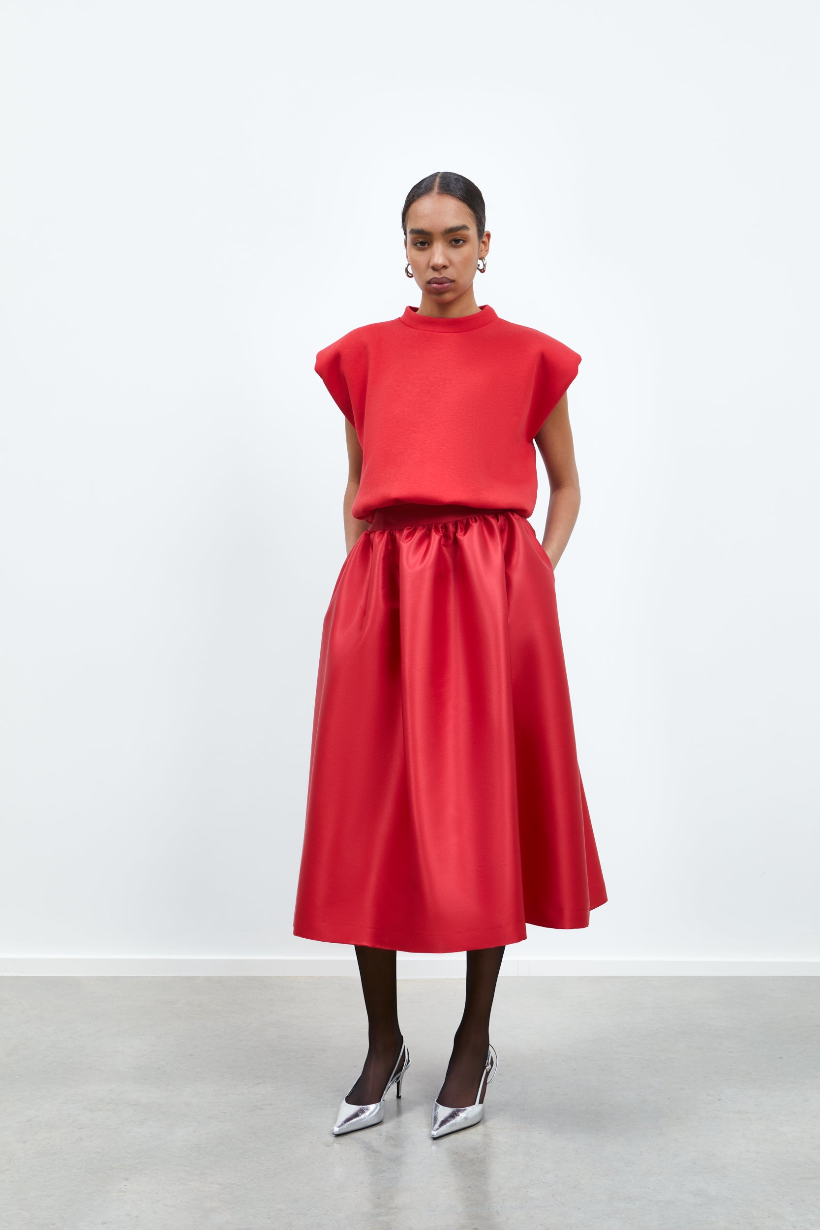 RHÚNE Inga Sweat Sweater Red